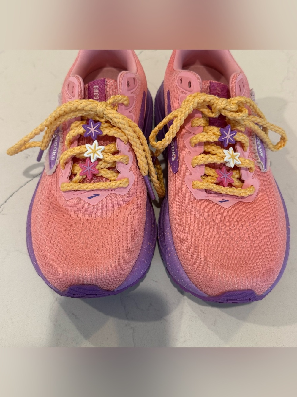 2026 Run Disney x Brooks Ghost 17 Rapunzel Sneakers Size 6.5 - Picture 2 of 11